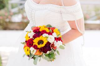 A Man and A Woman Floral Design - 49