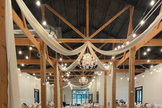 Hampton Cove Wedding Venue - 28