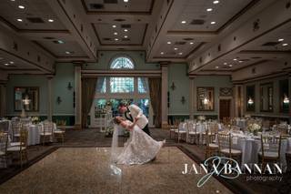 Mendenhall Inn - 45