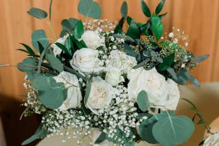 Monica's Brides & Touch of Glitz Flowers - 15
