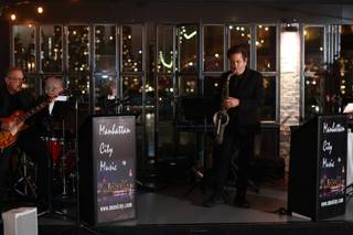 Manhattan City Music - 11