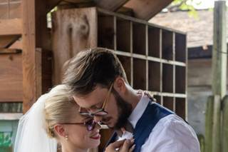 6L Wedding Films and Photos - 6