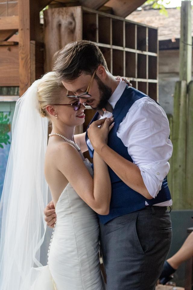 6L Wedding Films and Photos - 2