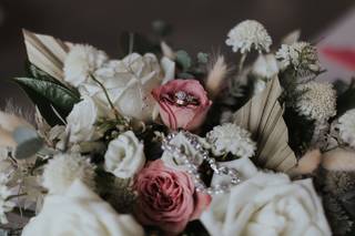 Woodland Floral Design - 192