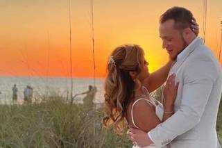 Simple Weddings - 39