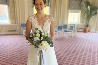 Timless Salon & Bridal Studio - 39