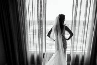 Volle's Bridal & Boutique - 13