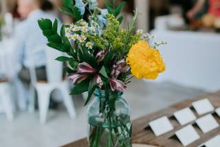Roses & Mint Florals - 18
