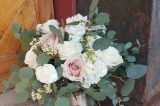 Fancy Plants Flowers and Design LLC - 33