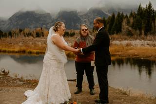 Joann McGregor Wedding Officiant - 59