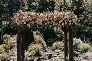 Monzie's Floral Design - 19