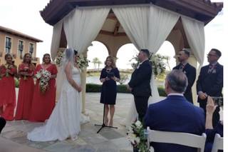 Seal It With A Kiss Ceremonies - 16