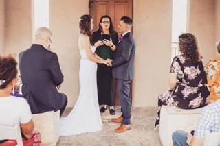 Hand Heart and Crown Weddings - 24
