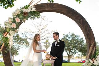 Simple Weddings - 43