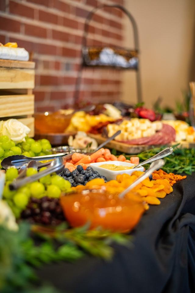 Laurenda's Family Restaurant & Catering - 2