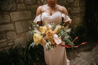Wildly Cultivated Floral Design - 18