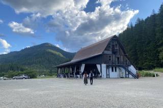 The Elk Barn Inn - 10