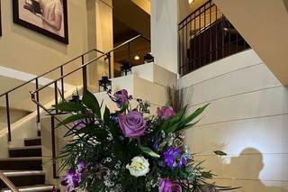 Tropical Interiors Florist - 11