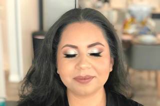 Gloss Beauty Bar - 72