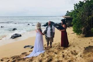 Chrissy Kapoor - Maui Ceremonies - 31
