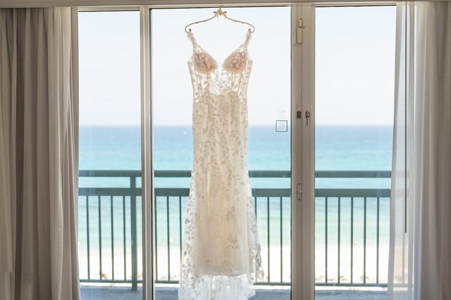 The Singer Oceanfront Resort - 3