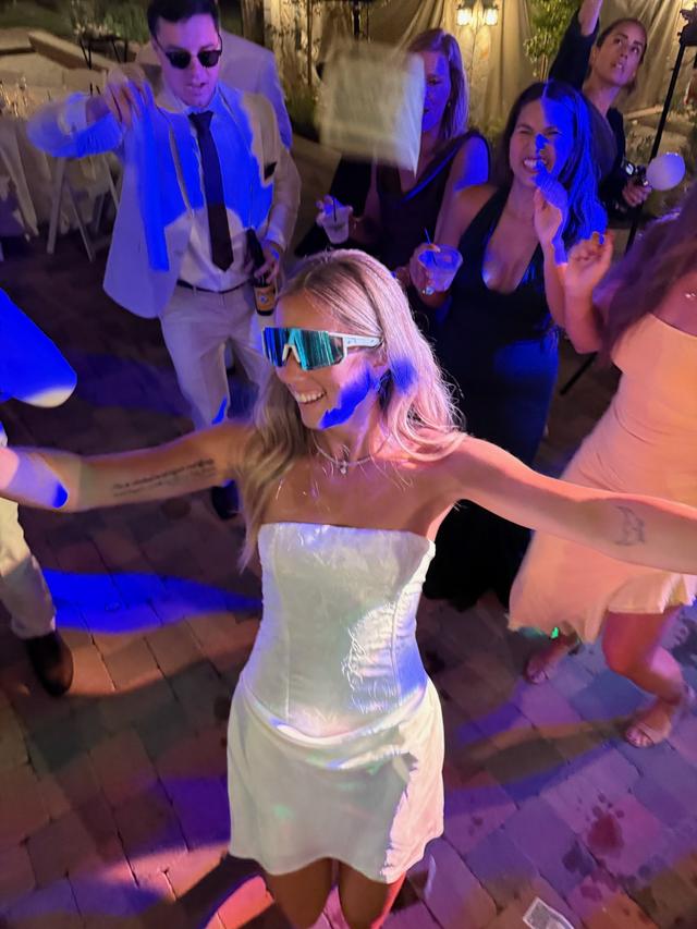 Dancing DJ Productions - 2