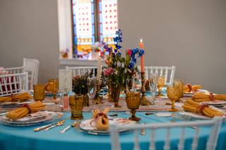 Ruth and Rose Mismatched Vintage China Rental - 6