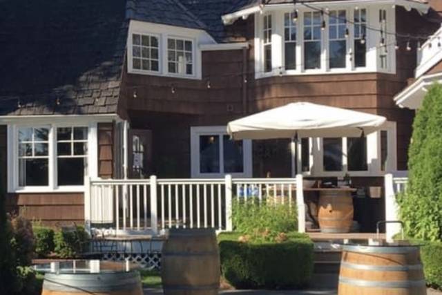 Laurel Creek Manor 3