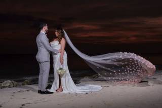 Colosal Weddings - 7