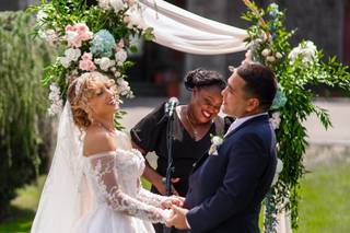 Meet Me at the Altar Wedding Services - 10