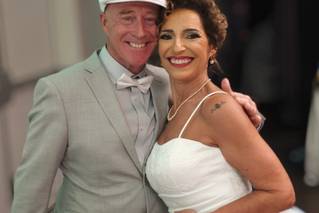 Absolutely Unbelievable Entertainment - 12