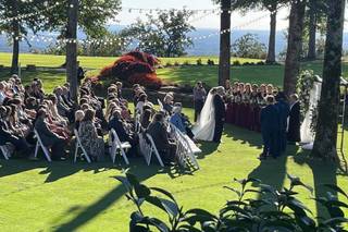 Helping Hand Parties & Weddings - 21