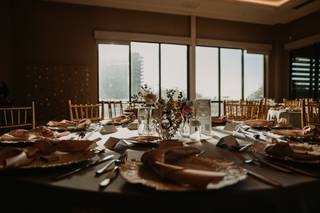 Delta Hotels Virginia Beach Waterfront Suites - 9