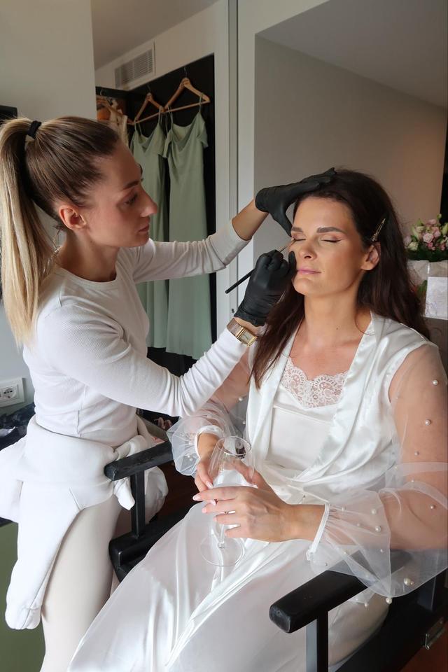 Make Up by Veronika V. - 1