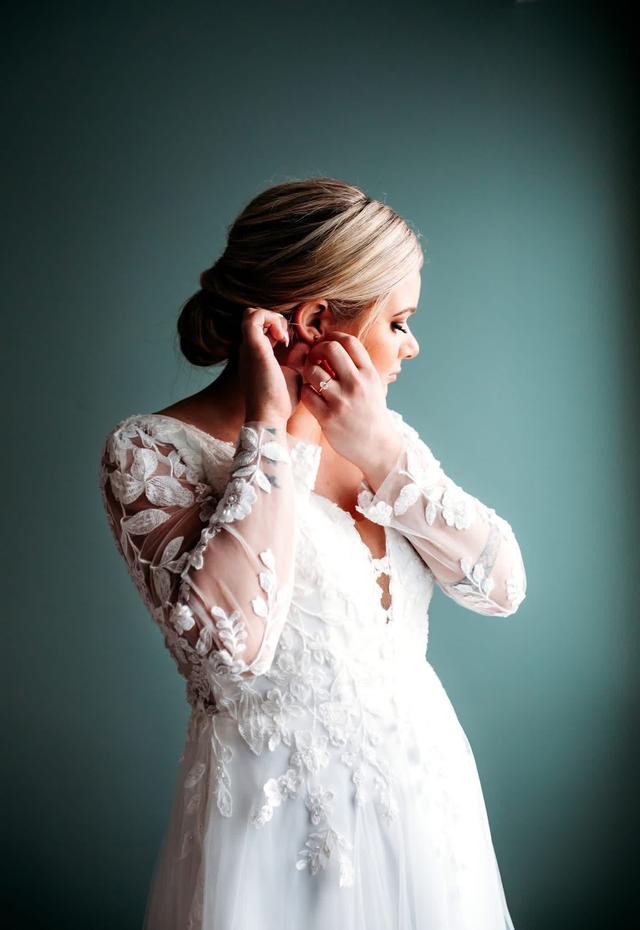 Ashleigh Taylor Bridal & Beauty - 2
