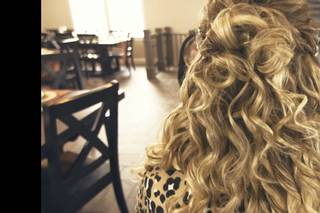 Willow and Lace Hairstyling - 70