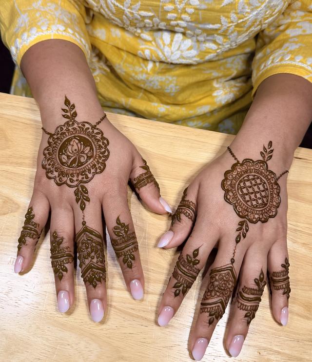 Bhavna's Henna & Arts - 2