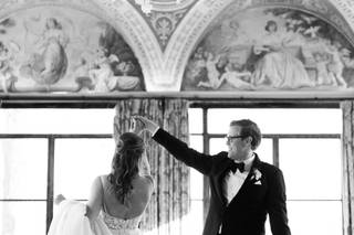 Volle's Bridal & Boutique - 24