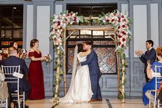 Mr. & Mrs. Chuppah LLC - 18