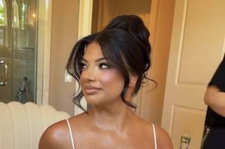 Carolyns Makeup Artistry - 8
