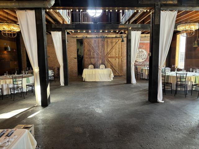 Dibbles Inn Orchard & Estate - 3