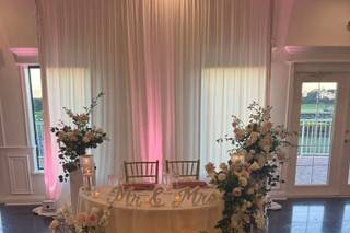 Linens & Flowers Design - 32