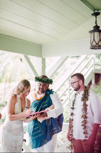 `Ae`Ike Hawaiian Wedding Officiant Services - 2