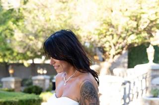 Ani Hamilton, Officiant - 8