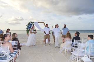 Colosal Weddings - 20