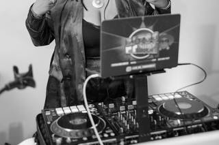 DJ MOBILE - 
