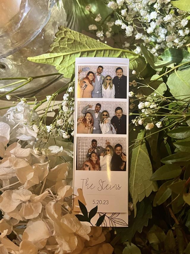 Platinum Disc Jockeys & Photo Booths - 2