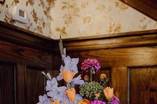 Larkspur & Leo Artisan Floral Design - 5