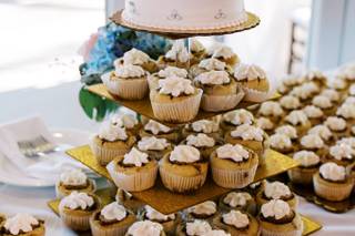 The Red Bandana Bakery - 6