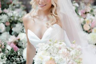 Monzie's Floral Design - 5